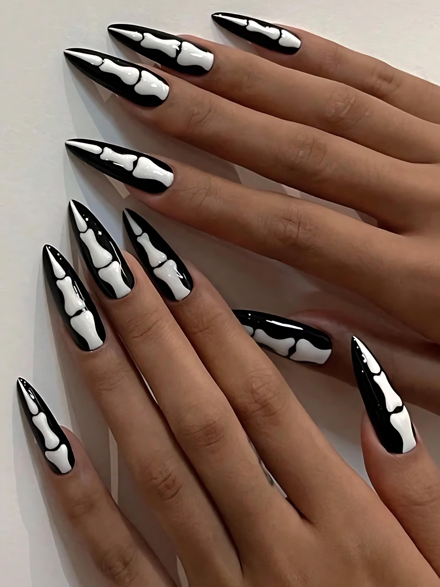 Diva Press-on Nails: Halloween Edition